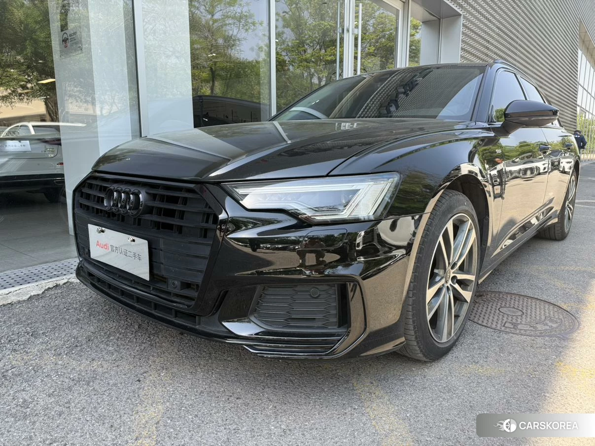 Audi A6 (import) 2021 Черный из Китая, фото 4
