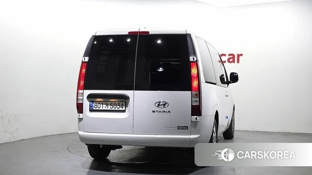 Hyundai Staria id 4177934 из Кореи 14