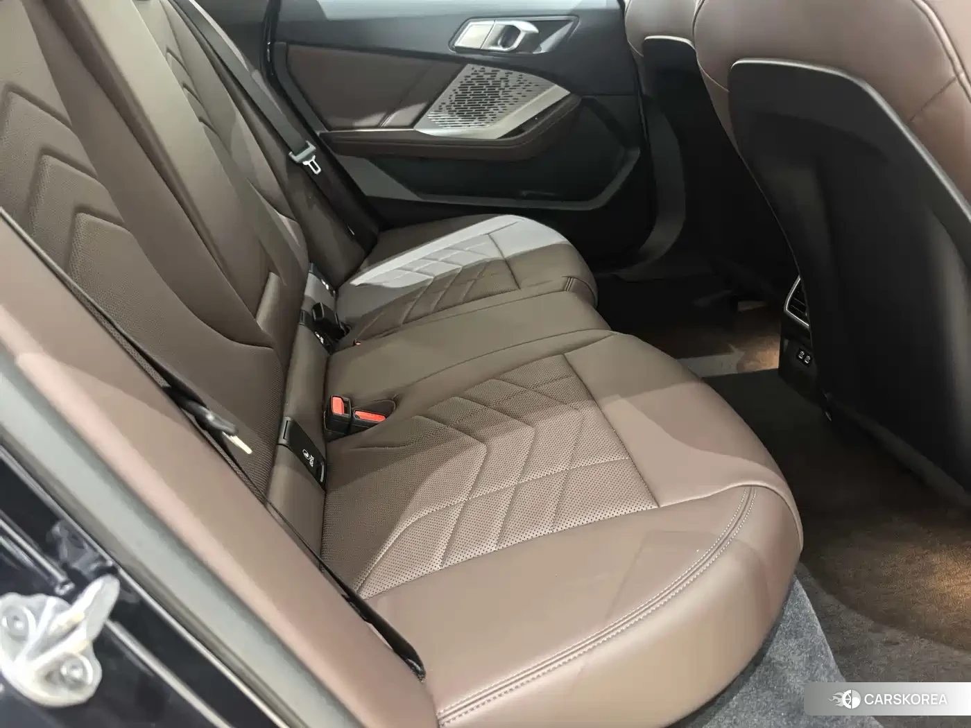 BMW 2 series id 4654481 из Китая 8