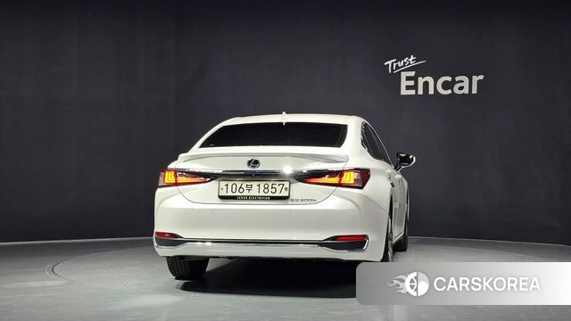 Lexus ES300h 7th generation id 4630166 из Кореи 25