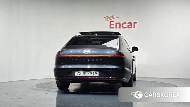 Hyundai Grandeur (GN7) id 3734937 из Кореи 14