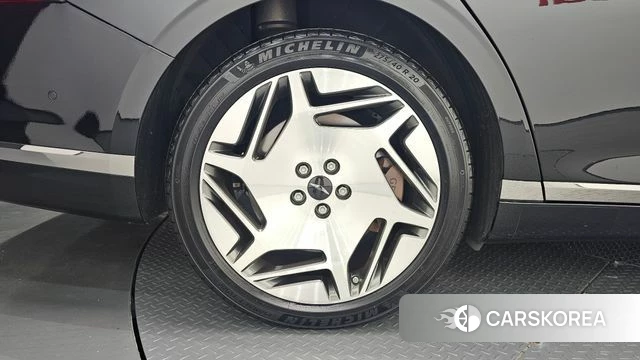 Genesis G90 (RS4) id 4692348 из Кореи 25
