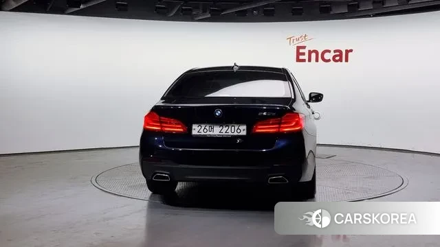 BMW 5 Series (G30) id 2977132 из Кореи 14