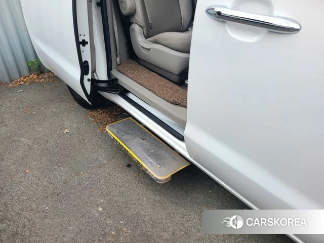 Kia The New Carnival id 4490679 из Кореи 14