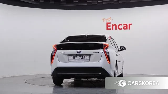 Toyota Prius 4th Generation id 3060987 из Кореи 14