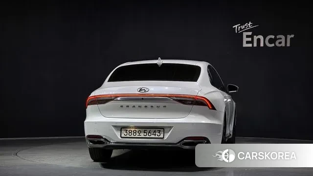 Hyundai The New Grandeur IG Hybrid id 3524438 из Кореи 14