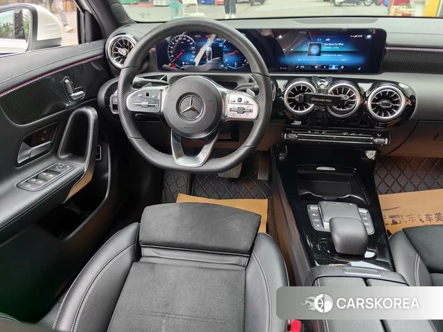Mercedes-Benz Class A 2021 Белый из Китая, фото 6