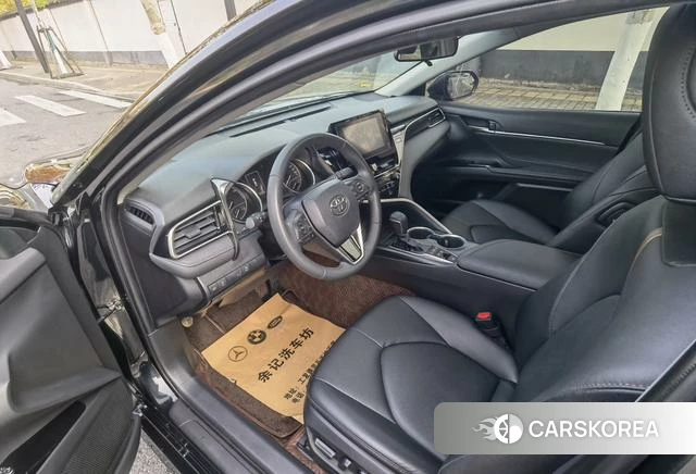 Toyota Camry 2023 Черный из Китая, фото 4