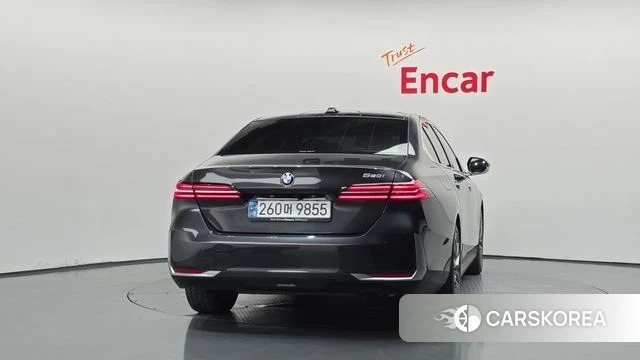 BMW 5 Series (G60) id 4686717 из Кореи 14
