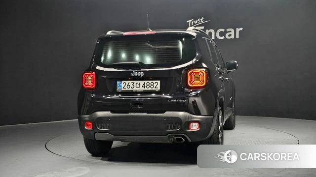 Jeep Renegade id 3865731 из Кореи 14