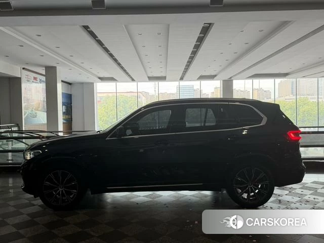 BMW X5 (imported) 2021 Черный из Китая, фото 4