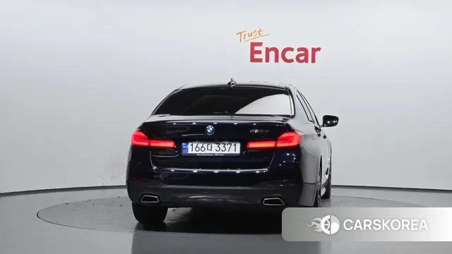 BMW 5 Series (G30) id 3415814 из Кореи 14