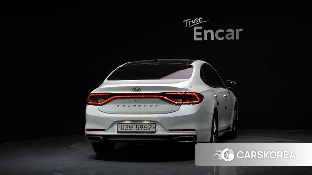 Hyundai Grandeur IG id 4331618 из Кореи 25