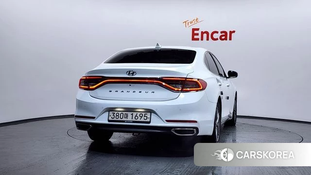 Hyundai Grandeur IG id 3807902 из Кореи 14