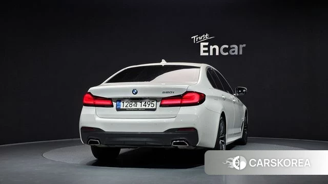 BMW 5 Series (G30) id 4409046 из Кореи 27