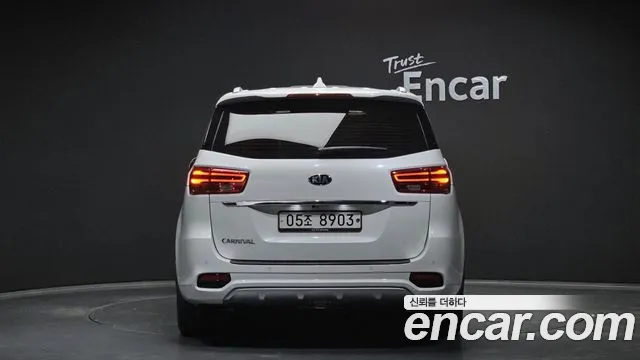 Kia The New Carnival id 2286857 из Кореи 14