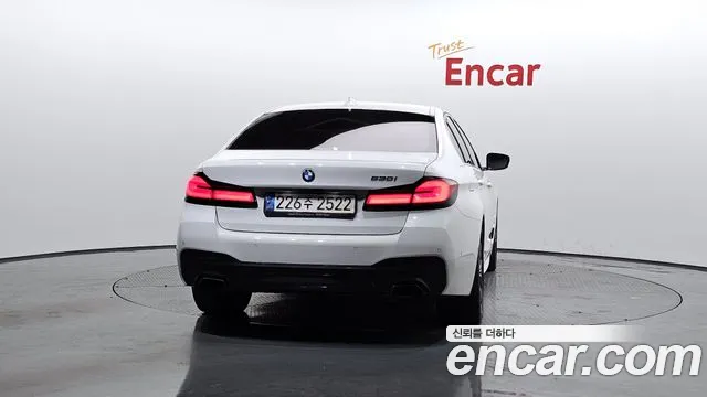 BMW 5 Series (G30) id 2694878 из Кореи 14