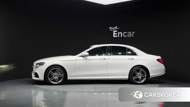 Mercedes-Benz E-Class W213 id 4637860 из Кореи 27