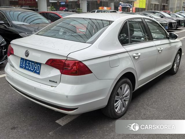Volkswagen Bora id 4261484 из Китая 8