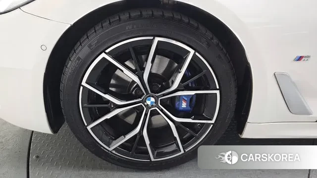 BMW 5 Series (G30) id 3712358 из Кореи 14