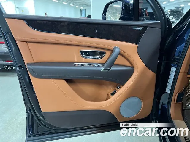 Bentley Bentayga id 2636636 из Кореи 14