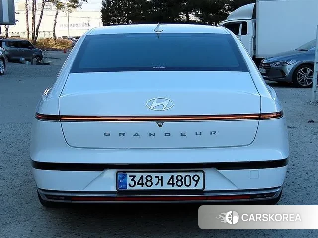 Hyundai Grandeur (GN7) id 3437382 из Кореи 14
