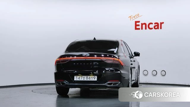 Hyundai The New Grandeur IG Hybrid id 4930330 из Кореи 28