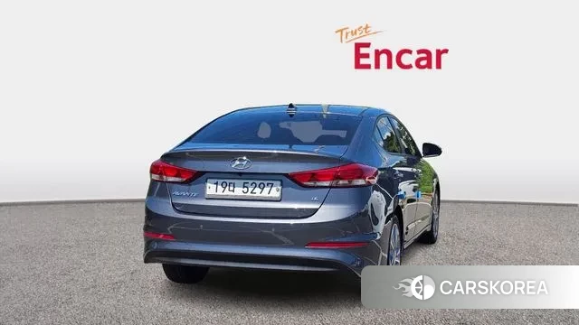 Hyundai Avante AD id 3039421 из Кореи 14