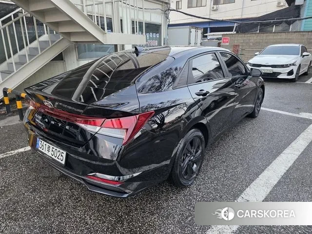 Hyundai Avante Hybrid (CN7) id 3421300 из Кореи 14