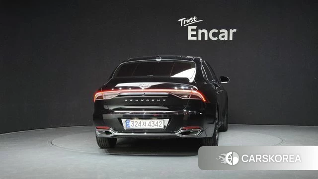 Hyundai The New Grandeur IG Hybrid id 4362219 из Кореи 26