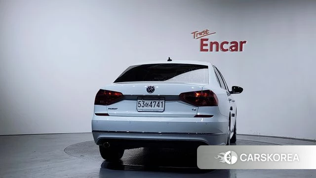 Volkswagen The New Passat id 3873637 из Кореи 14