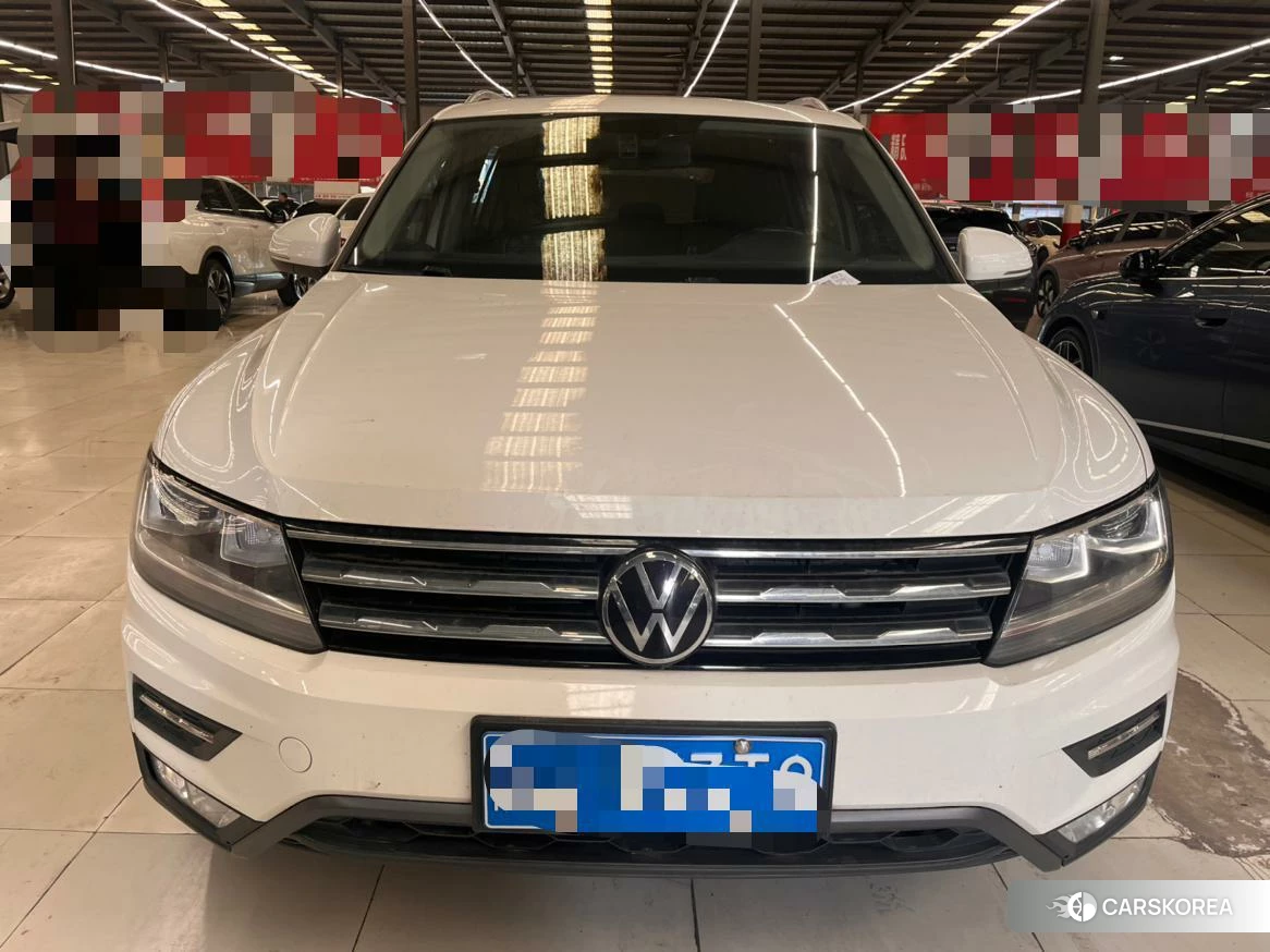 Volkswagen Tiguan L id 4485346 из Китая 9