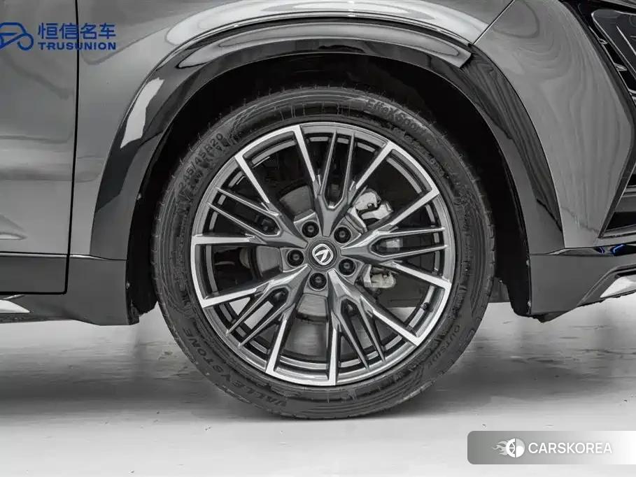 Chang'an Changan UNI-T id 4589121 из Китая 15