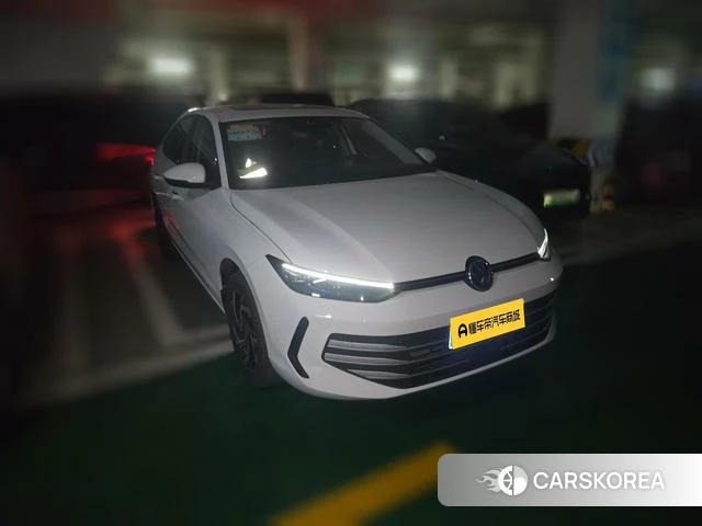 Volkswagen Lavida 2026 Белый из Китая, фото 4
