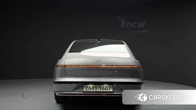 Hyundai Grandeur Hybrid (GN7) id 3348011 из Кореи 14