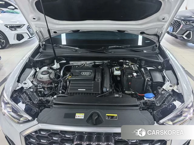 Audi Q3 Sportback id 4399996 из Китая 20