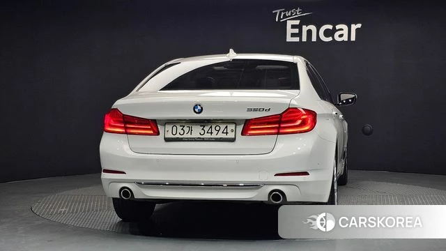 BMW 5 Series (G30) id 4326041 из Кореи 14