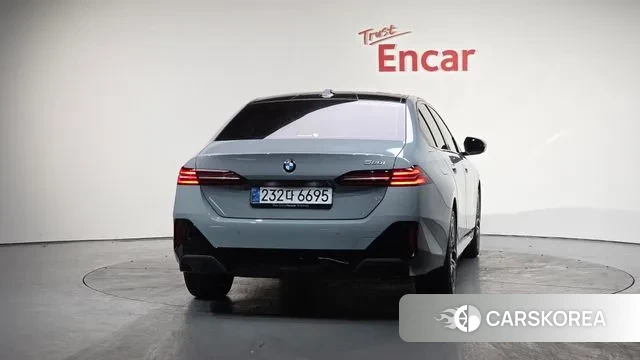 BMW 5 Series (G60) id 3471833 из Кореи 15