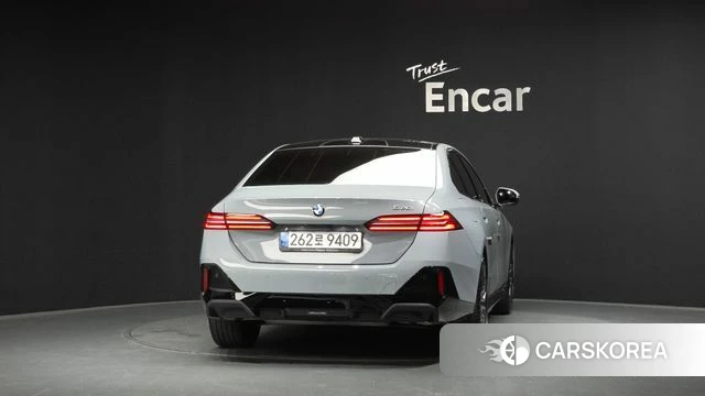 BMW 5 Series (G60) id 4413670 из Кореи 14