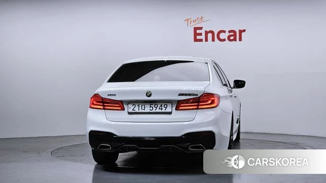 BMW 5 Series (G30) id 3829219 из Кореи 14