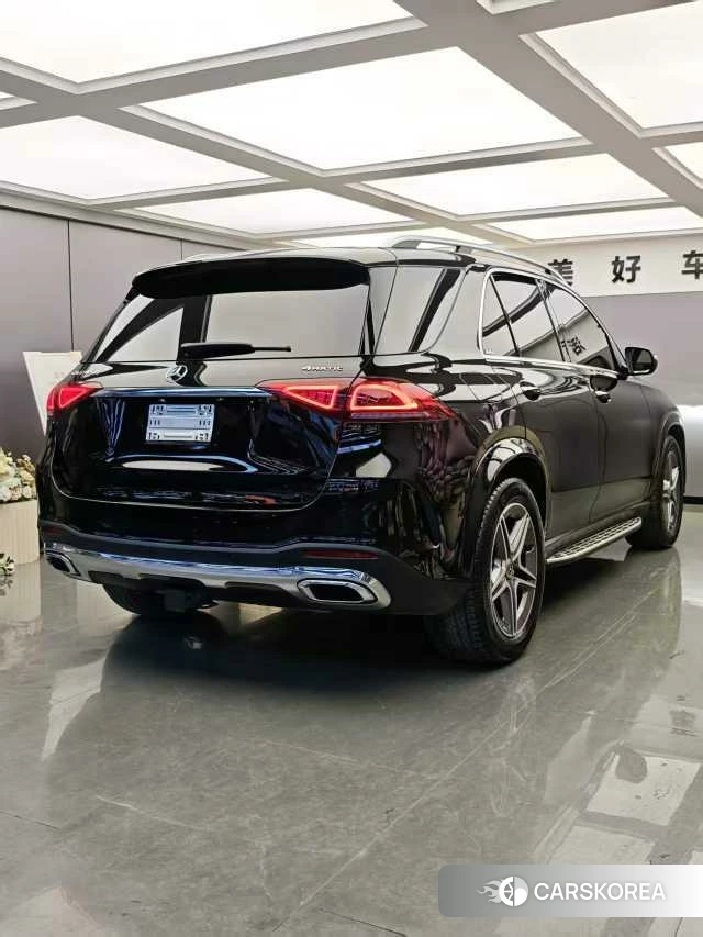 Mercedes-Benz GLE (import) 2022 Черный из Китая, фото 4