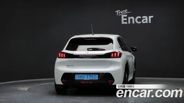 Peugeot e-208 second Generation id 2800626 из Кореи 14