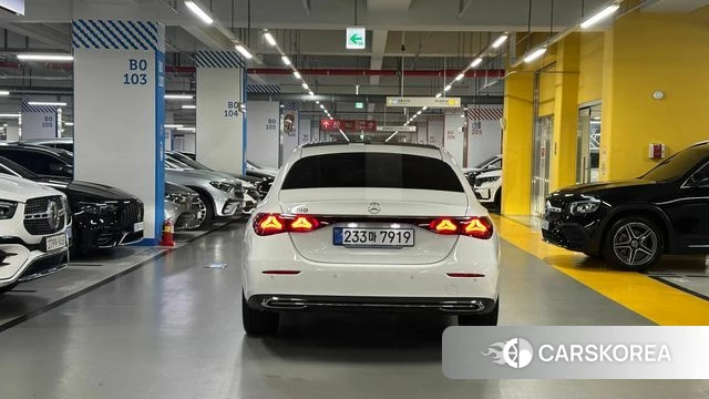 Mercedes-Benz E-Class W214 id 4649534 из Кореи 14
