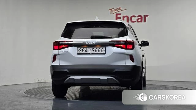 Kia Seltos id 3806448 из Кореи 14