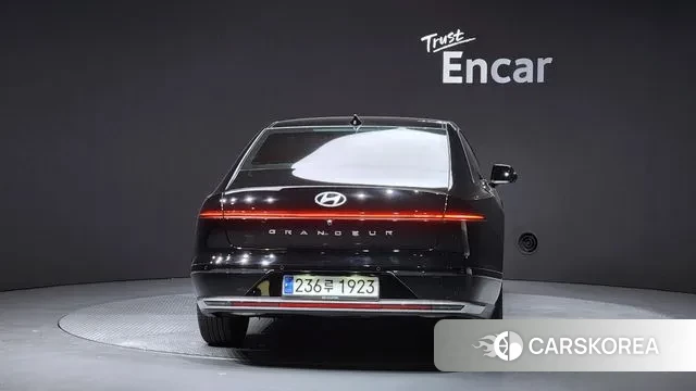 Hyundai Grandeur (GN7) id 3321973 из Кореи 14