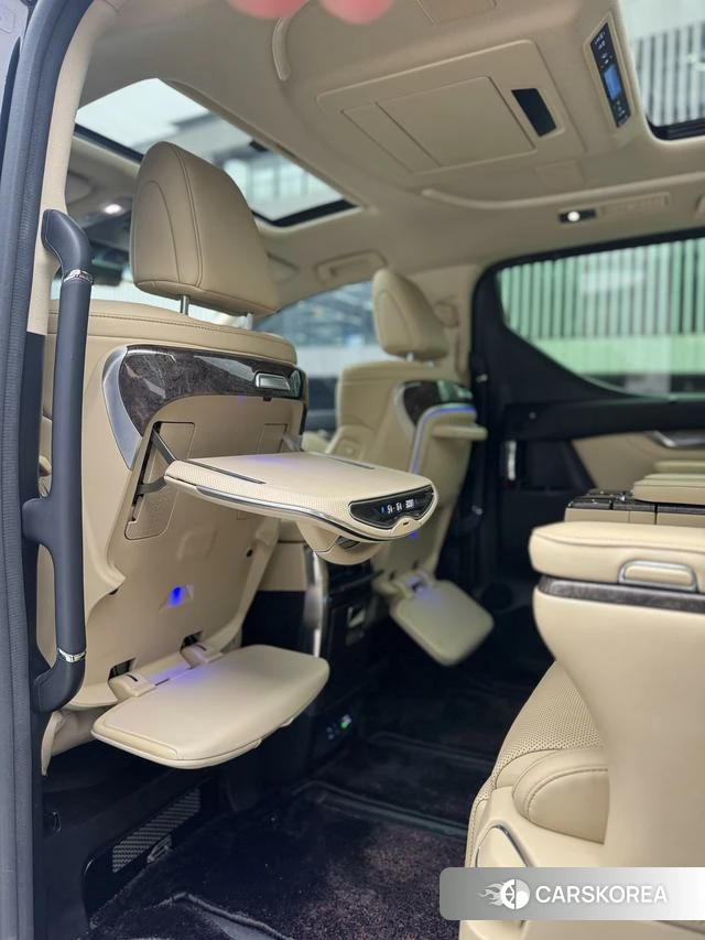 Toyota Elfa 2021 Черный из Китая, фото 4