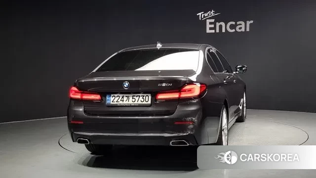 BMW 5 Series (G30) id 2984311 из Кореи 14