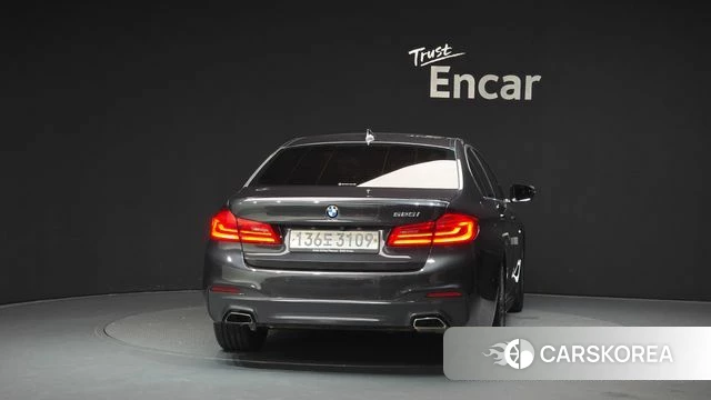 BMW 5 Series (G30) id 4324976 из Кореи 28