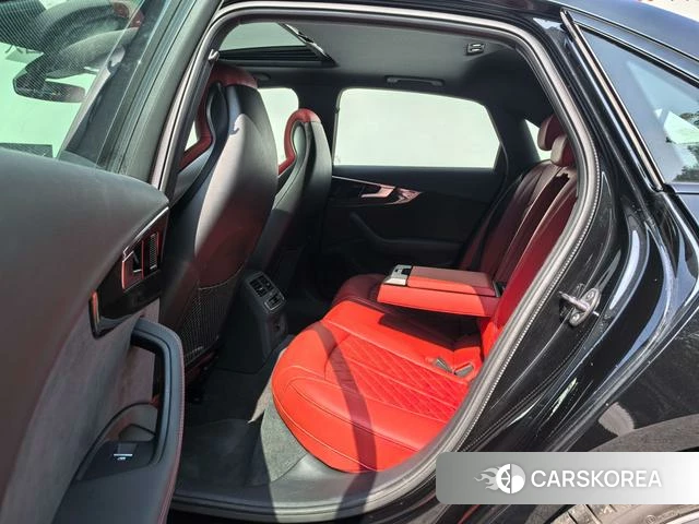 Audi S4 id 4306992 из Китая 20