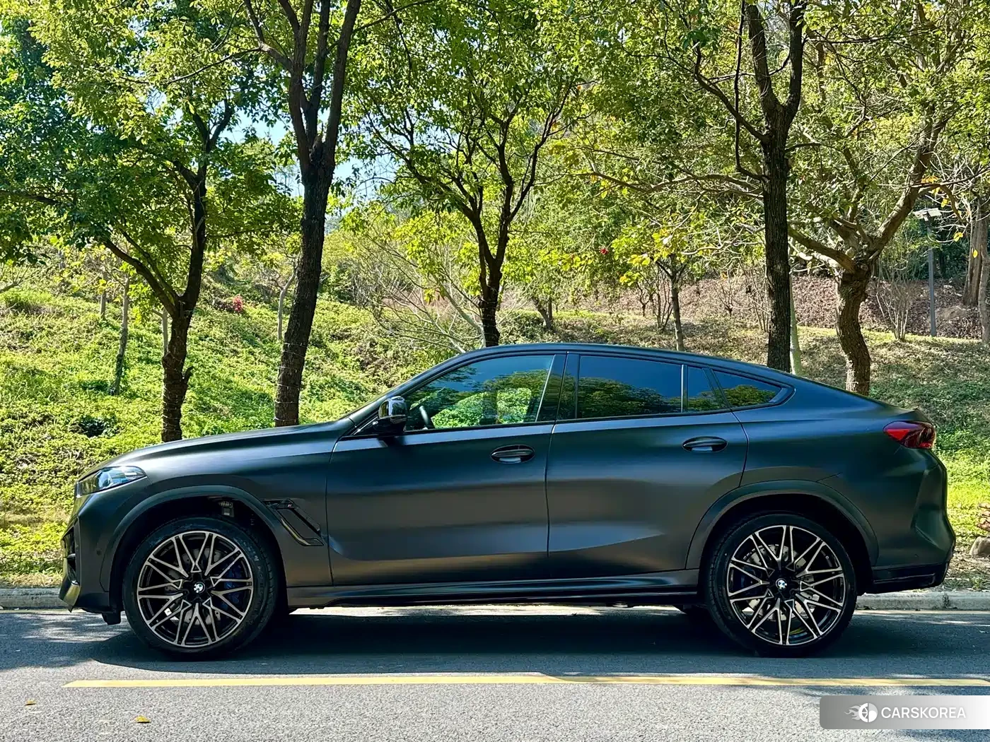 BMW X6 M id 4559765 из Китая 25